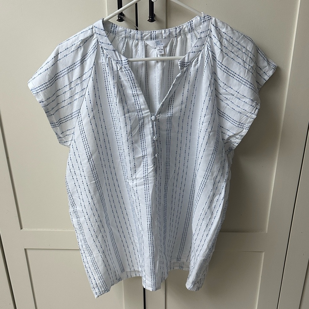 Time and Tru Blue White Striped Blouse Split Neck Flutter Sleeve Coastal Size L - Picture 6 of 6
